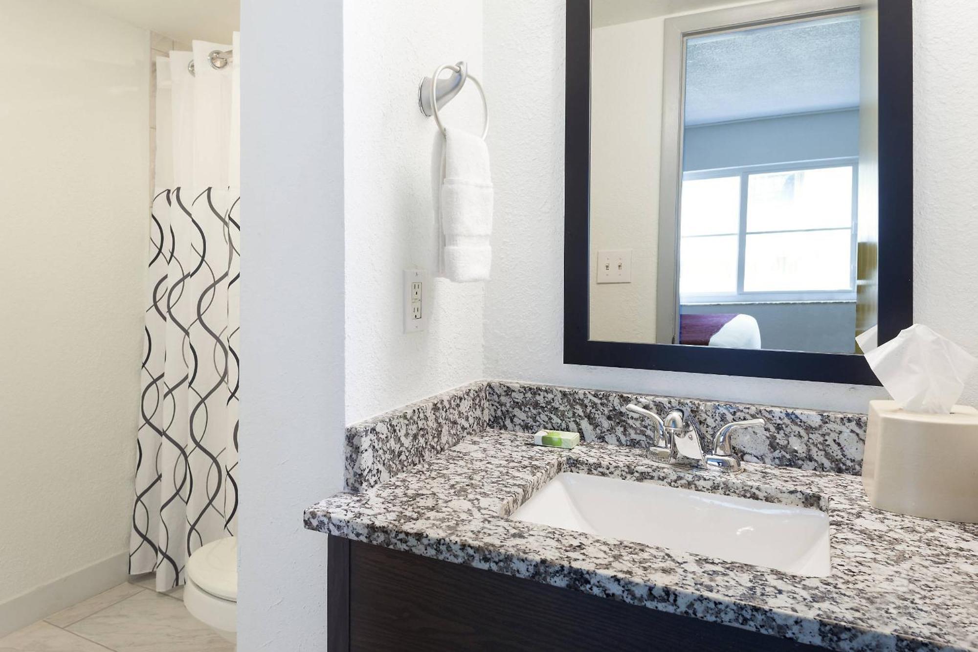 Solara Surfside Hotel ภายนอก รูปภาพ